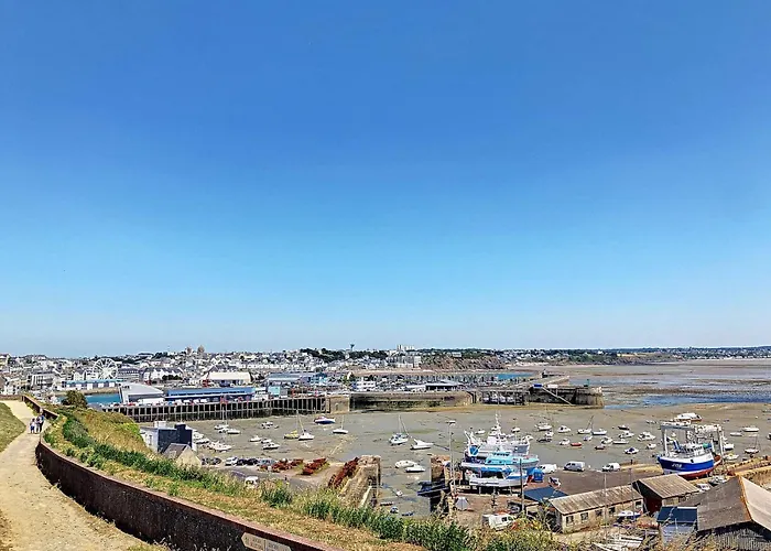 3p Avec Ascenseur, Parking Et Proche A - Fr-1-361-59