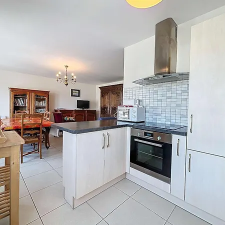 3p Avec Ascenseur, Parking Et Proche A - Fr-1-361-59 * Granville